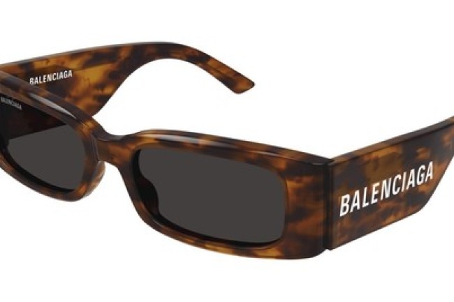 Trendy and durable, women's designer sunglasses