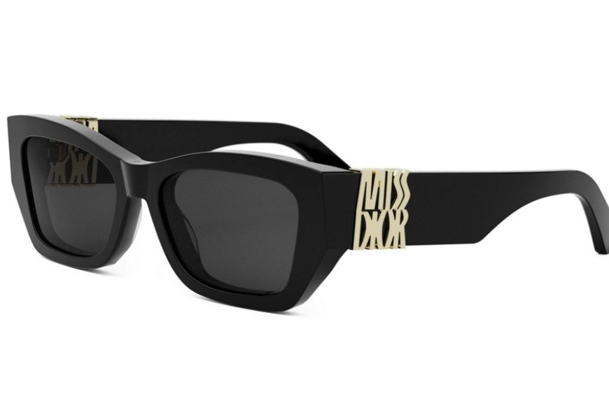 Dior sunglasses: where elegance meets futurism